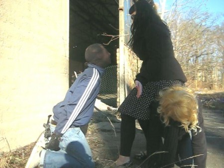 Lady Vampira - Outdoor Faceslapping  Ballbusting Training