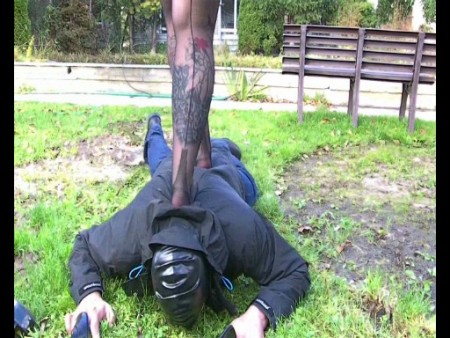 Outdoor Slavesurfing